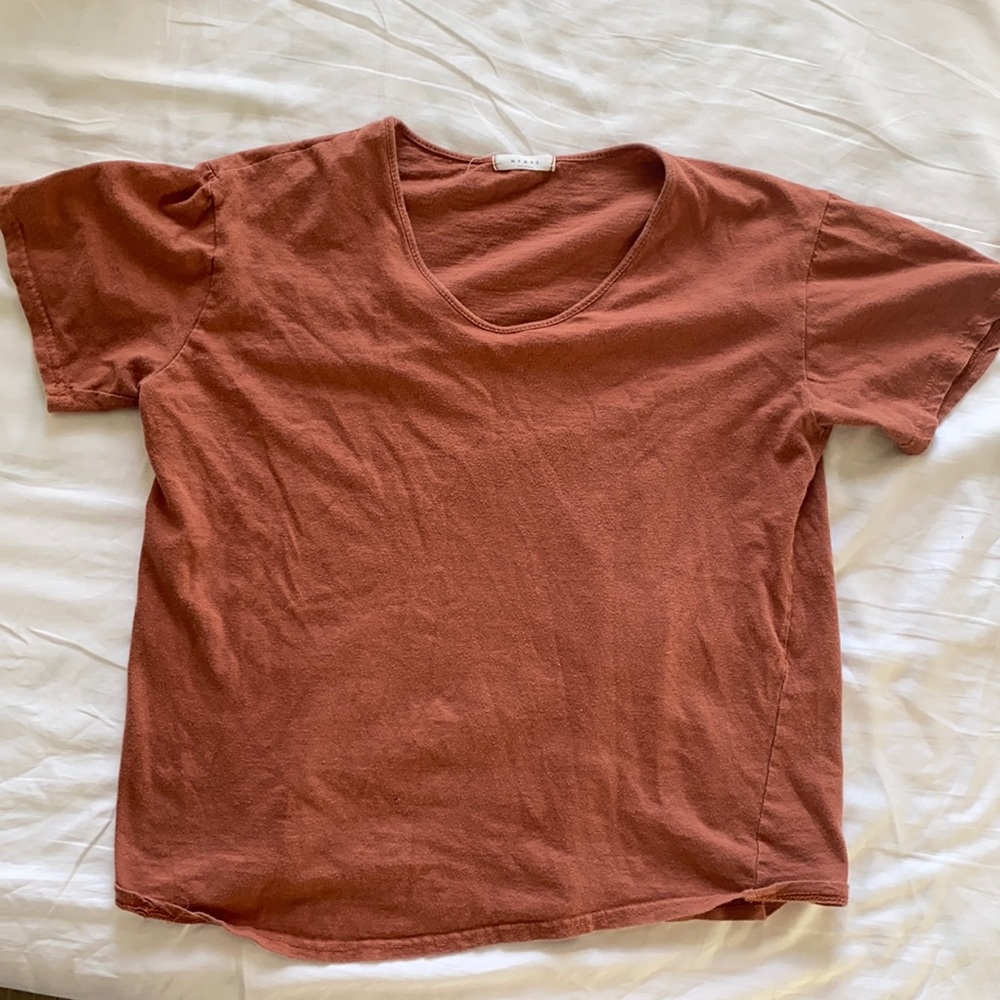 Rust orange women’s scoop neck tee, by Uniqlo size medium